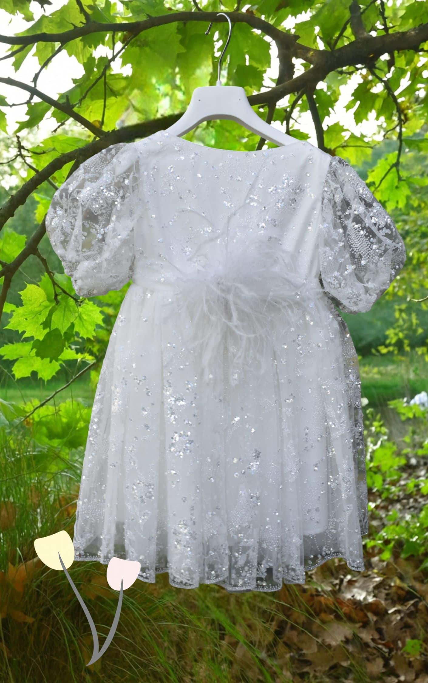 Βαπτιστικό ρούχο κορίτσι Θεσσαλονίκη Baby Lovezu Λευκό γιορτινό παιδικό φόρεμα με διάφανες μανίκια και γκλίτερ